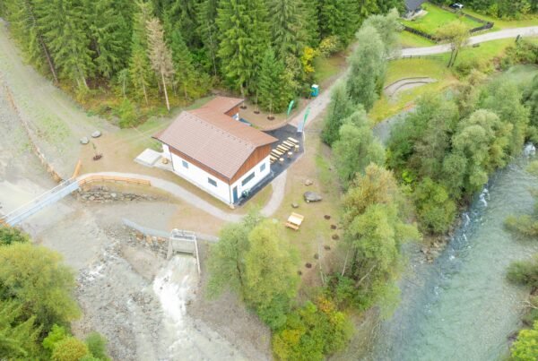Wasserkraftwerk im Gebiet Lamnitz
