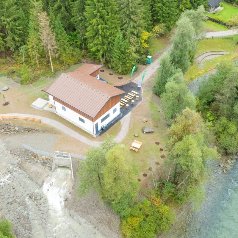 Wasserkraftwerk im Gebiet Lamnitz